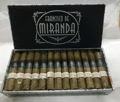 Francisco de Miranda Media Corona Linea Azul x 25 Unidades En Hermosa Caja Origen República Dominicana - comprar online