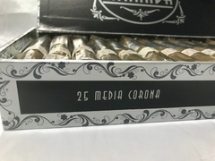 Francisco de Miranda Media Corona Linea Azul x 25 Unidades En Hermosa Caja Origen República Dominicana en internet