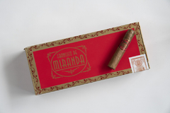 Francisco de Miranda Petit Robusto Linea Bordó x 25 Unidades En Hermosa Caja Origen República Dominicana - comprar online