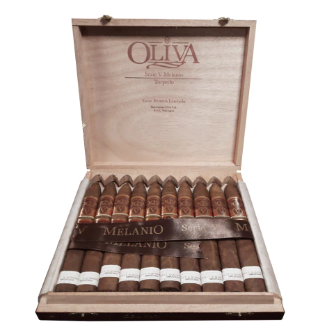 Oliva Serie V Melanio Torpedo Caja x10