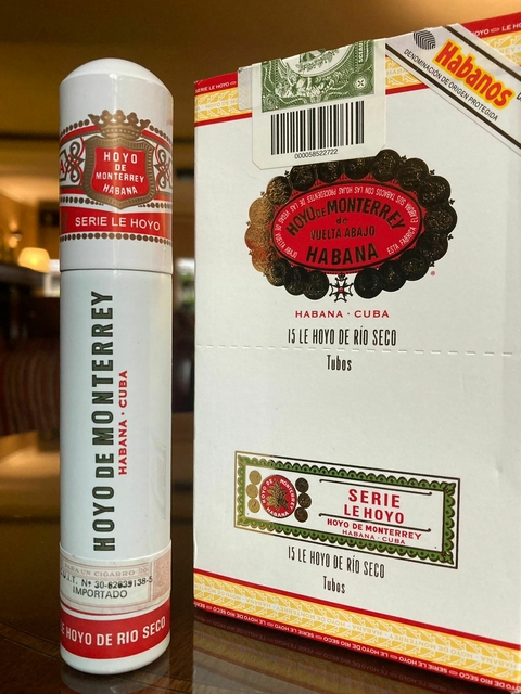 Hoyo de Monterrey - Le Hoyo de Río Seco Tubo x15