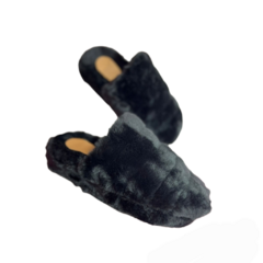 Pantufla FURBY (4 colores)