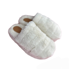 Pantufla FURBY (4 colores) en internet
