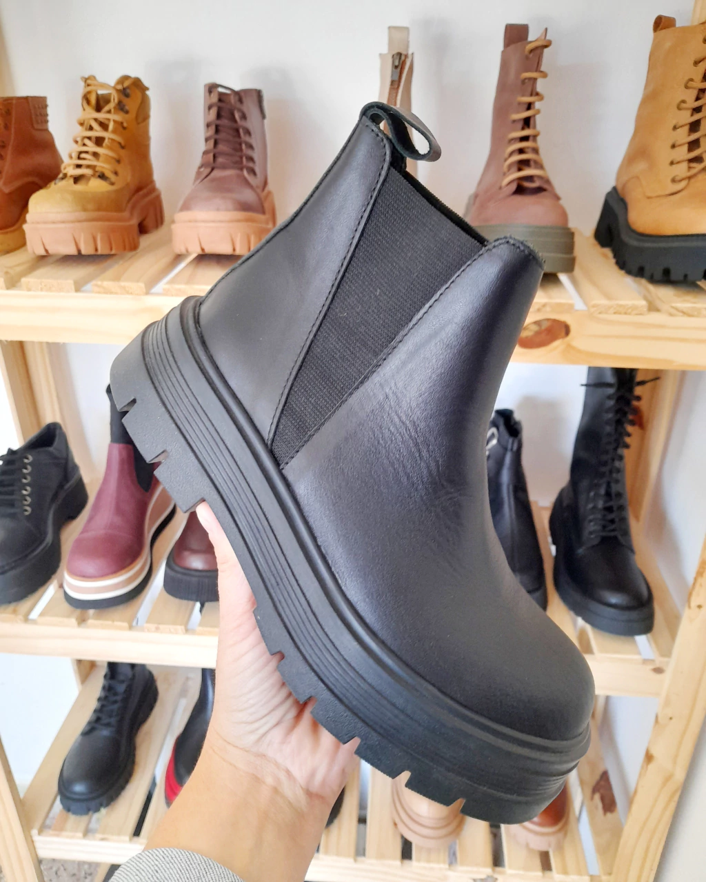 BOTAS MAGUI