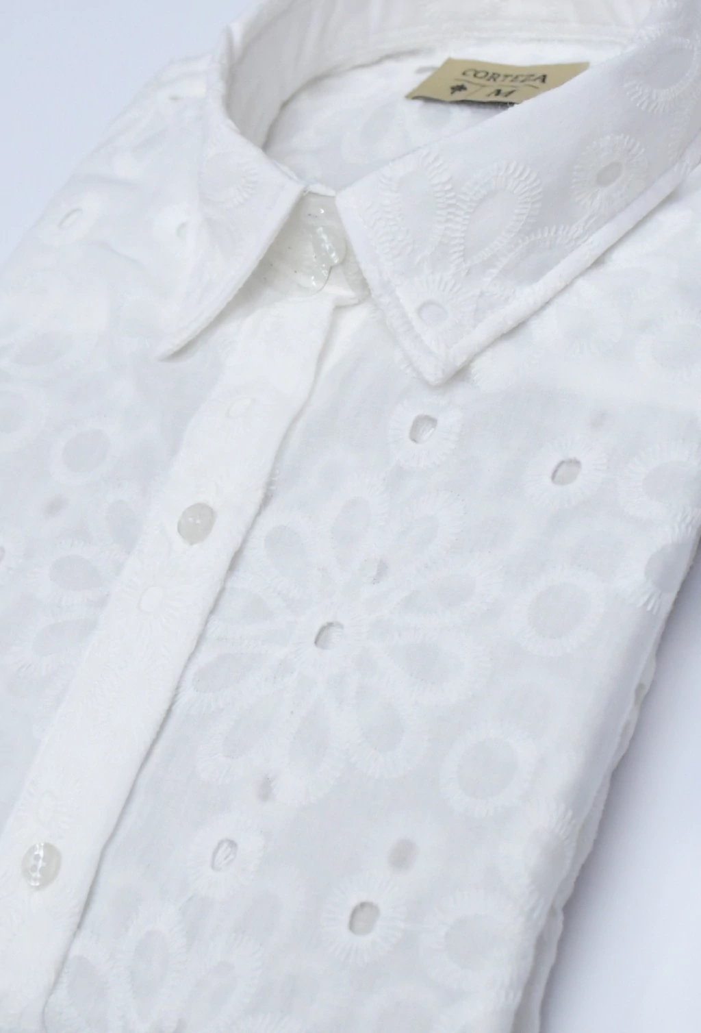 Camisa clásica brodery