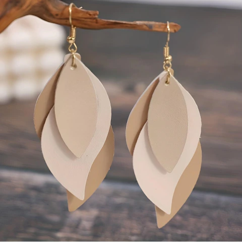 Imagen de Aretes Boho Con Hojas Para Mujer Ligeros Metálicos