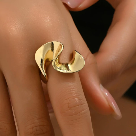 Anillo Mujer Escultórico Regulable Diseño Curvas Orgánicas