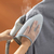 Imagen de GUANTE DE PLANCHADO CON VAPORIZADOR DE ROPA CON ASA