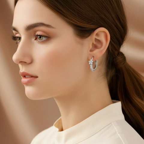 Aritos Delicados De Aleación Zirconias Esrtrellita Brillante