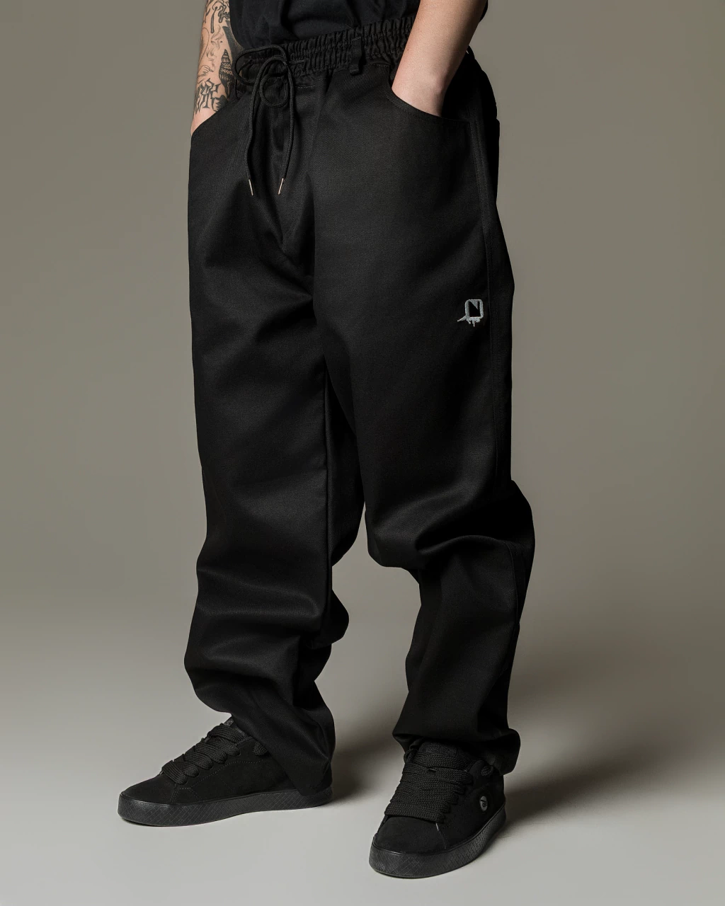 CALÇA NEST PANOS BAGGY PRT - NEB001