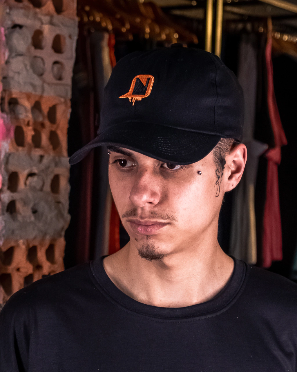 BONÉ DAD HAT NEST PANOS LOGO LARANJA - NEDH08