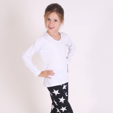 Remera Lisa Blanca -corazon bordado- (talle 8 y 10)