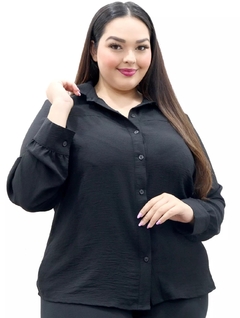 Camisa de Botões Plus. - Lumini Store - Moda Feminina 