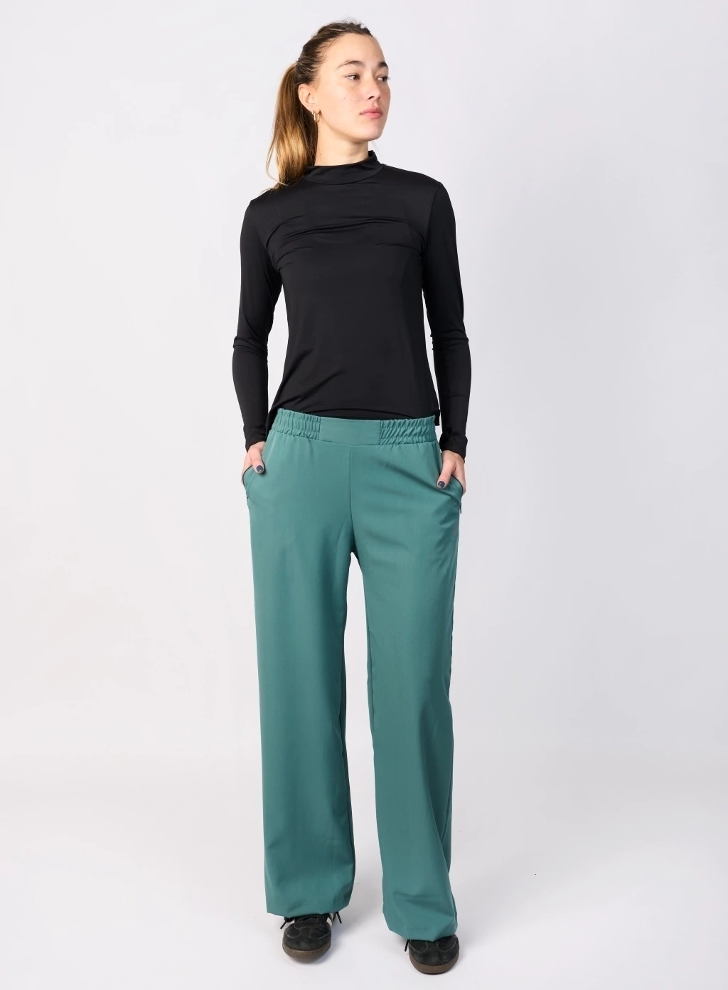 PANTALÓN ANÍS VERDE