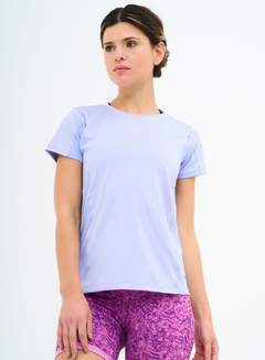 REMERA FLY LILA en internet