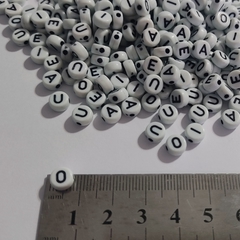 Vocales Pastillas Blanco y Negro en internet