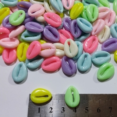 Buzios Plásticos Pastel en internet