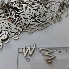 10 Dijes de Metal Letra W - comprar online