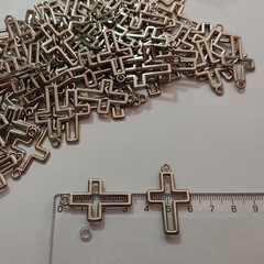 10 Dije de Metal Cruz Grande - comprar online