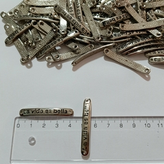 5u Conector con Frase - Entre Hilos y Cuentas