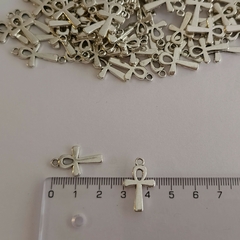 15 Dijes de Metal Cruz de la Vida o Egipcia - comprar online