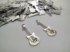 10 Dijes Guitarra