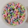Letras Cuadradas Blancas con Colores Flúor