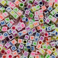 Letras Cuadradas Blancas con Colores Flúor - comprar online