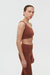 TOP ONE-SHOULDER / MARRON TERRA en internet