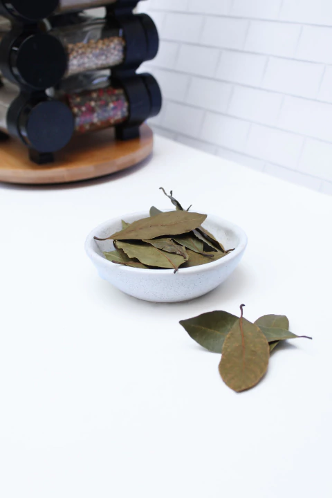 HOJAS DE LAUREL x 25Gr