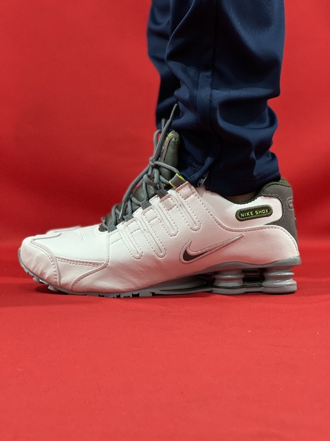 Nike Shox Nz 4 Molas Branco e cinza