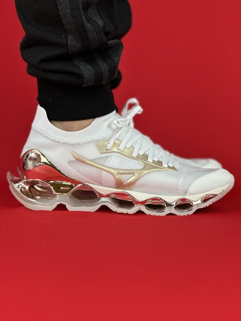 Mizuno sorayama branco dourado importado premium