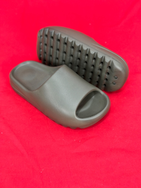 Chinelo slide nuvem verde escuro nacional