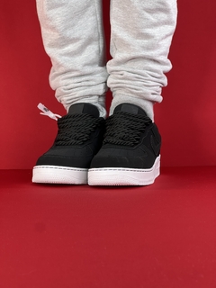 Nike air force 1 preto branco camurça nacional s - comprar online