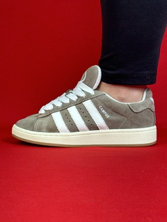 Adidas campus marrom acinzentado com branco nacional premium