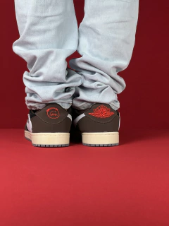 Air Jordan 1 travis scott preto marrom Nacional S na internet