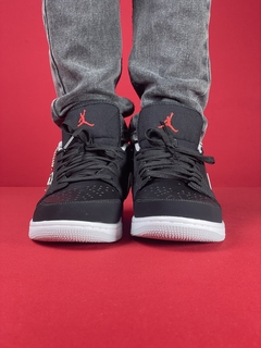 Nike dunk Jordan low 1 preto, cinza sola branco na internet
