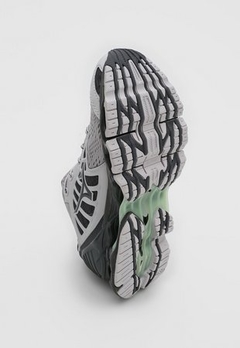 Mizuno Prophecy 9 na internet