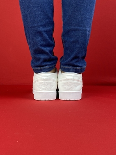 Air Jordan 1 Low todo branco Nacional S na internet
