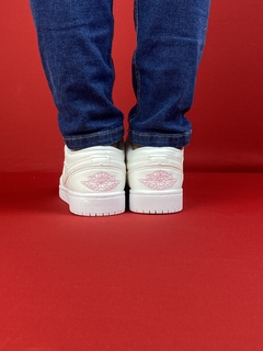 Air Jordan 1 Low branco Nacional S na internet