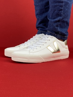 Veja branco dourado - comprar online