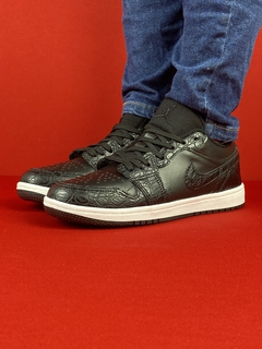 Air Jordan 1 Low preto branco Nacional S - comprar online
