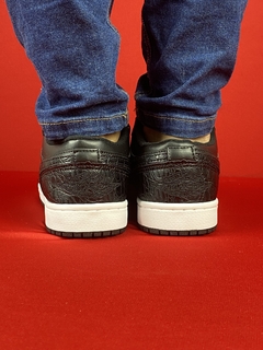 Air Jordan 1 Low preto branco Nacional S na internet