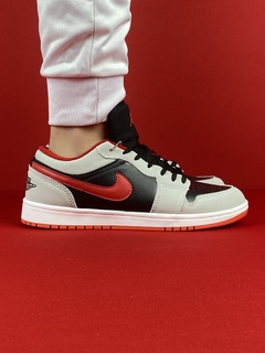 Air Jordan 1 Low cinza preto vermelho Nacional S