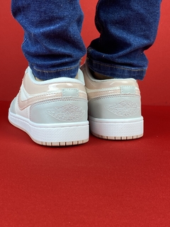 Air Jordan 1 Low branco cinza rosa Nacional S na internet