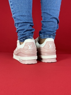 Louis vuitton trainner bota rosa branco - comprar online