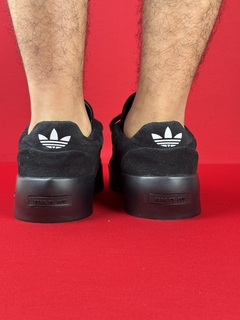 Adidas todo preto nacional premium na internet