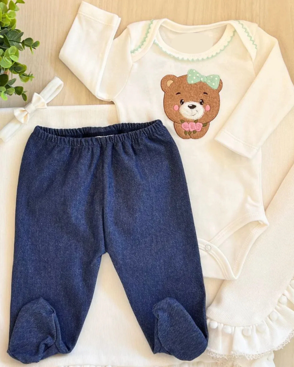 CONJUNTO BODY E CALÇA URSA UPI ULI