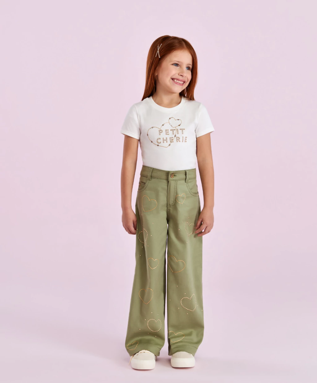 CONJUNTO BLUSA BORDADA E CALÇA COM BORDADO DE CORAÇÃO PETIT CHERIE