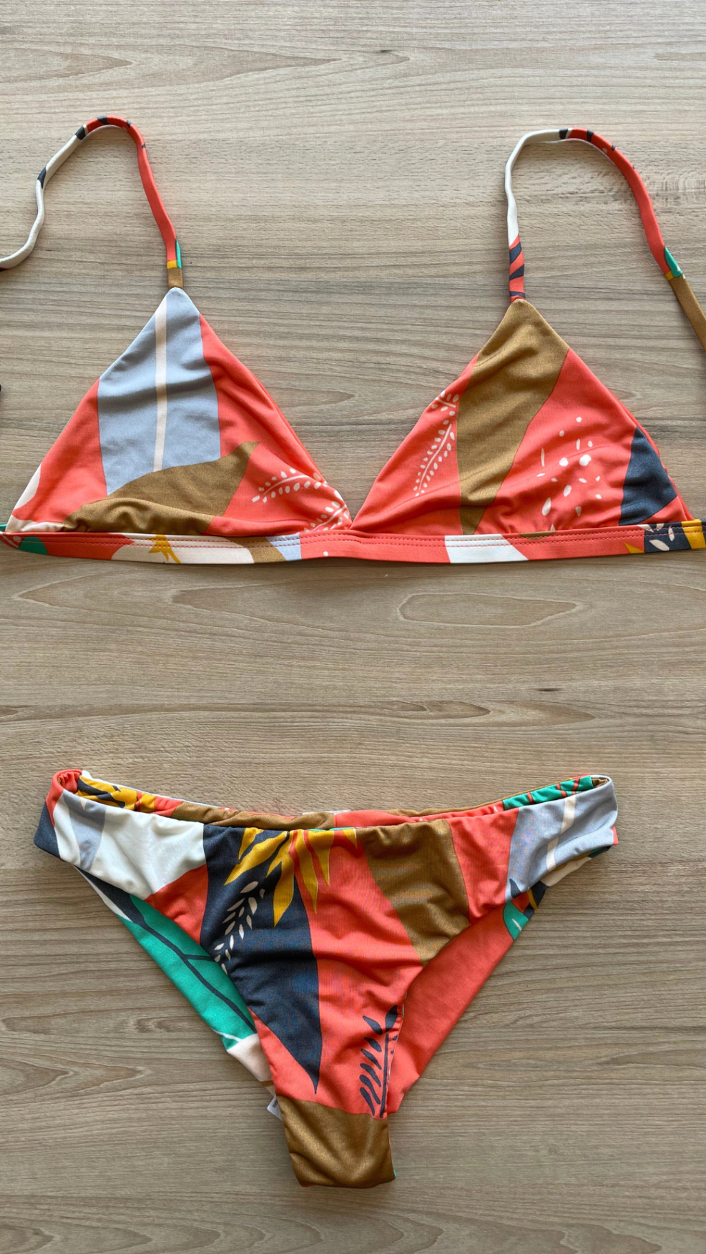 CALCINHA GUAIÚBA FLORAL